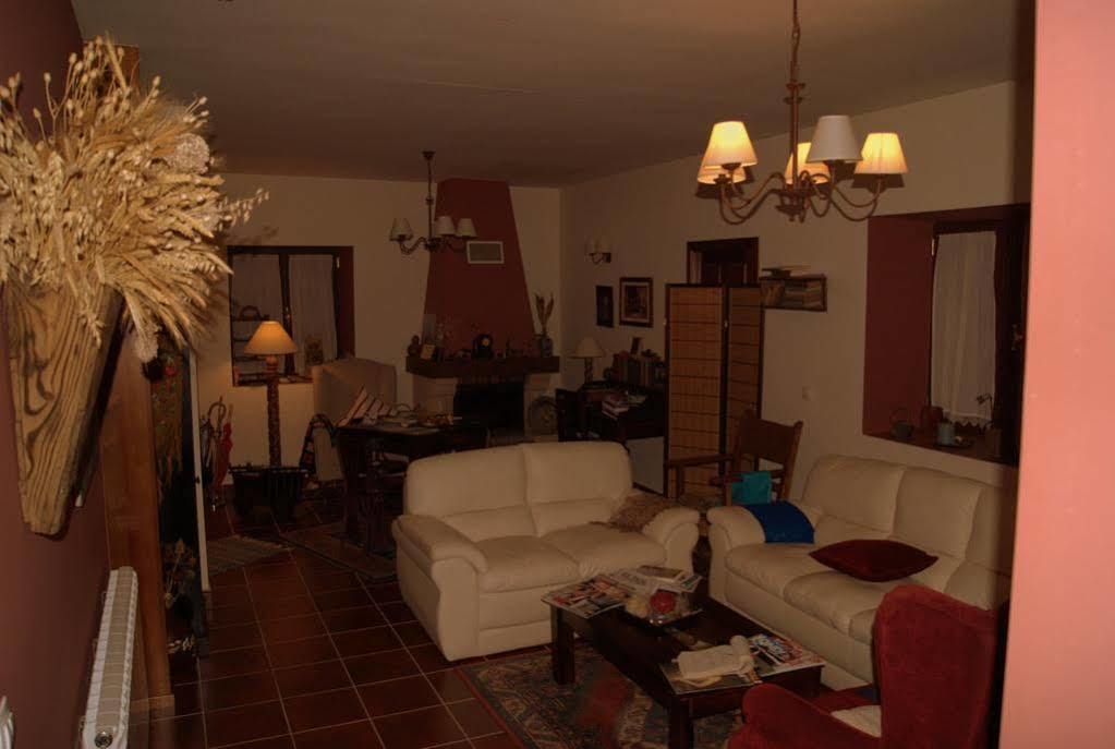 Casa Rural El Linaje De Los Cinco Sombreros Гальегос-де-Сан-Висенте Экстерьер фото